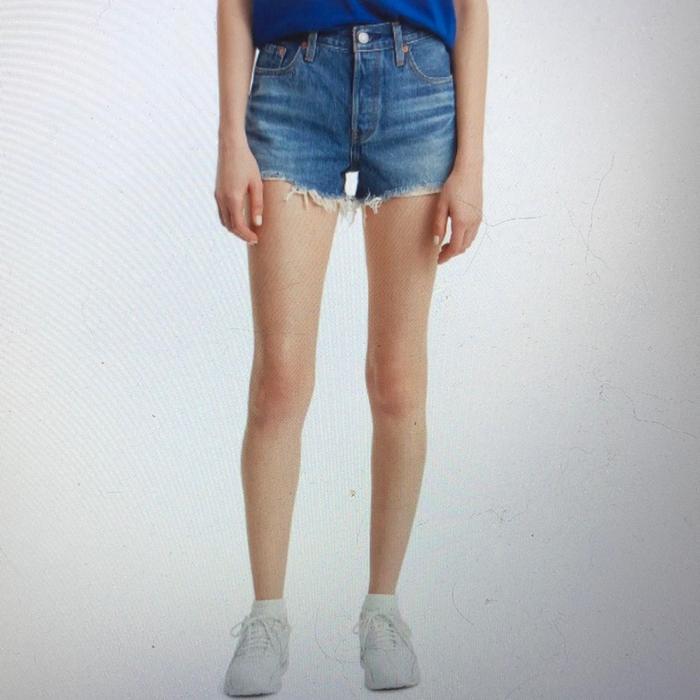 Levi’s 501 Cutoff Shorts